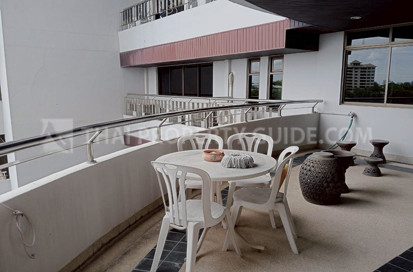 Condominium in Nichada Thani 